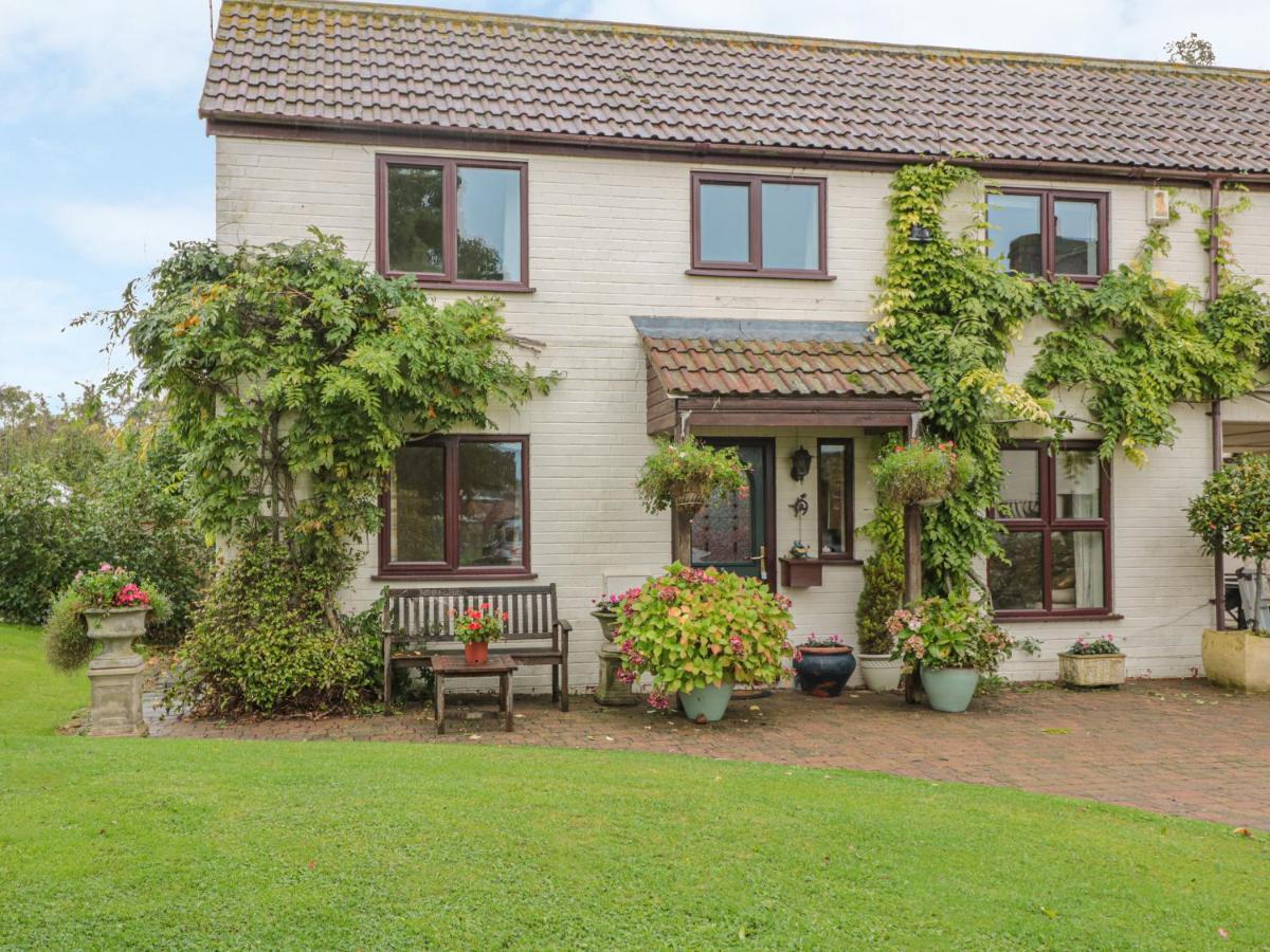 Berrys Place Farm Cottage Gloucester Esterno foto