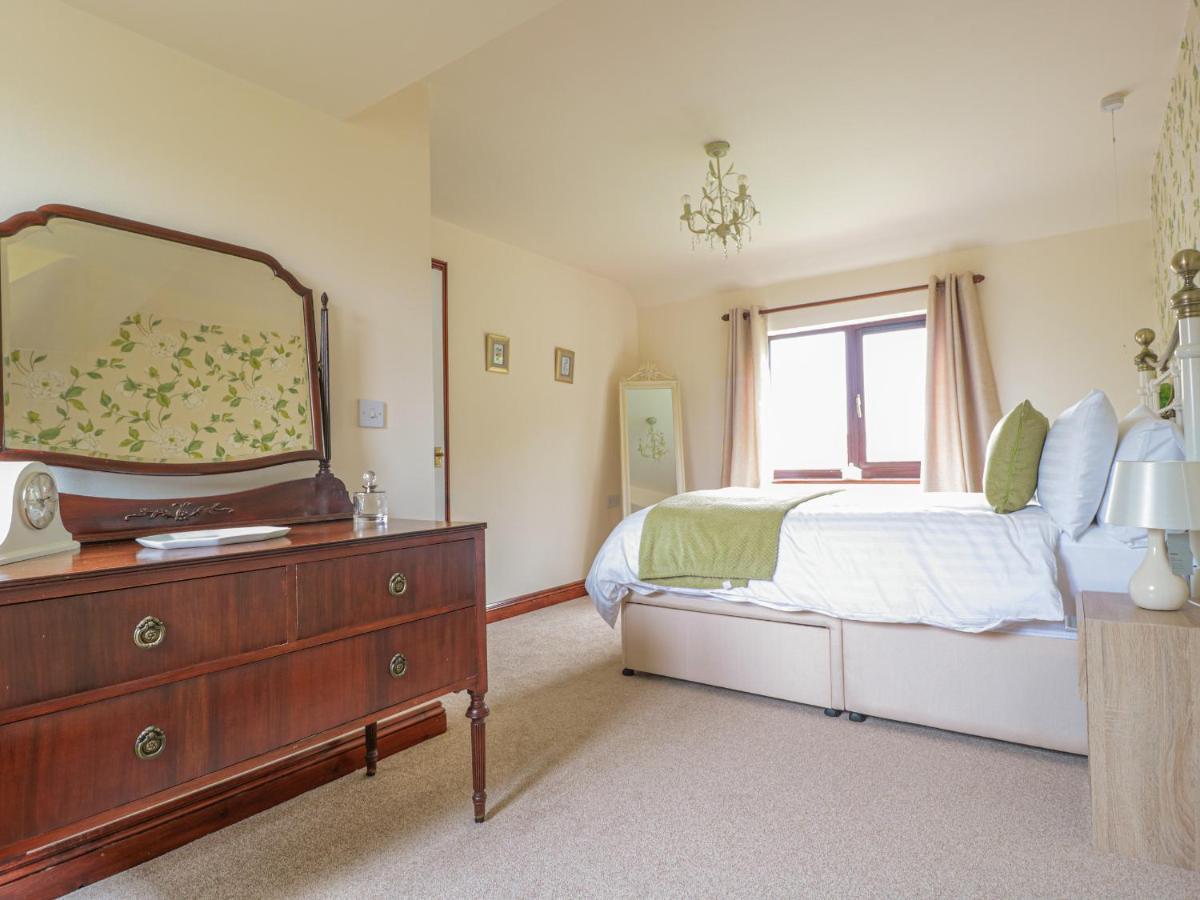 Berrys Place Farm Cottage Gloucester Esterno foto
